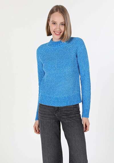 صورة من أزرق للنساء