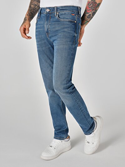 صورة من Skinny Fit جينز نيلي للرجال