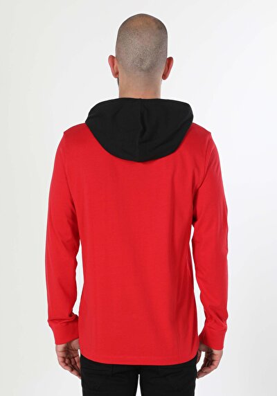 صورة من رقبة مستديرة مستقيم رجالي أحمر كم طويل تي شيرت