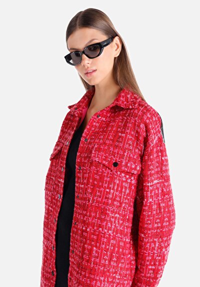 صورة من قميص عادي رقبة مستقيم نسائي أحمر كم طويل قميص