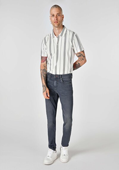 صورة من سليم  خصر منخفض ساق ضيقة جينز أسود للرجال