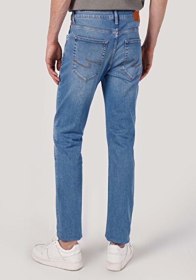 صورة من مستقيم خصر منخفض مستقيم الساق الجينز النيلي للرجال