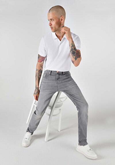 اعرض التفاصيل لـ رمادي للرجال بناطيل