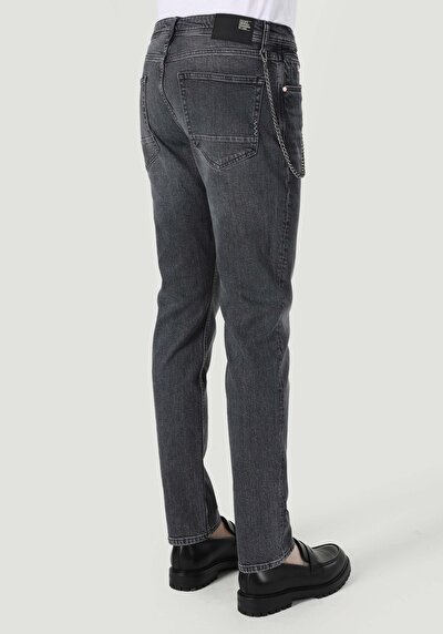 صورة من مستقيم خصر منخفض مستقيم الساق الجينز الأسود للرجال