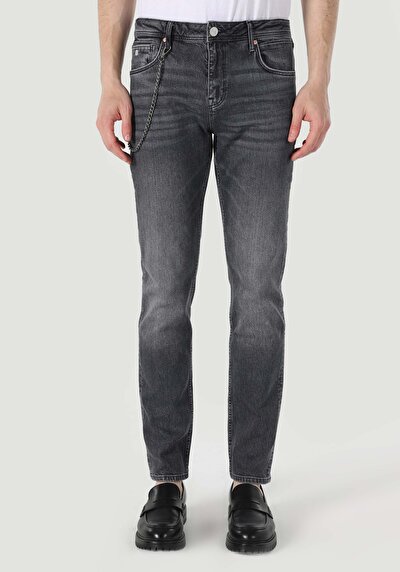 صورة من مستقيم خصر منخفض مستقيم الساق الجينز الأسود للرجال