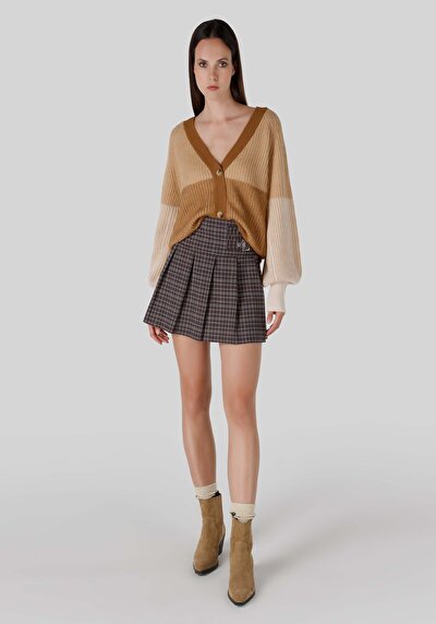 اعرض التفاصيل لـ بني للنساء كنزة