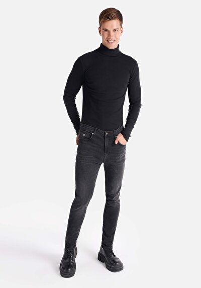 صورة من Skinny Fit Rise Waist ساق ضيقة جينز أسود للرجال