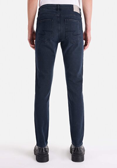 صورة من سليم خصر منخفض ضيق الساق الجينز الداكن للرجال