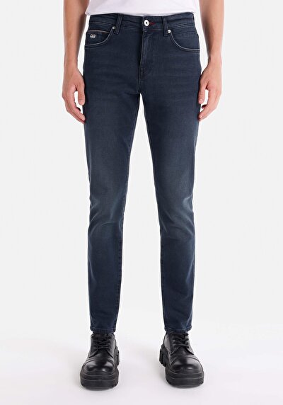 صورة من سليم خصر منخفض ضيق الساق الجينز الداكن للرجال