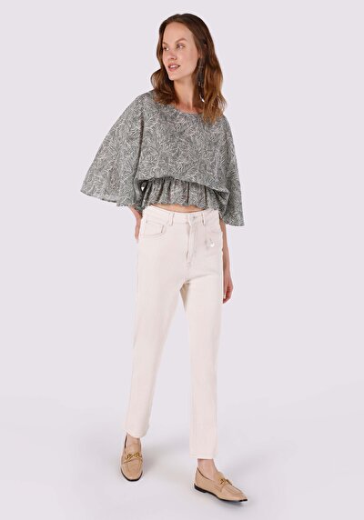 صورة من للنساء بناطيل