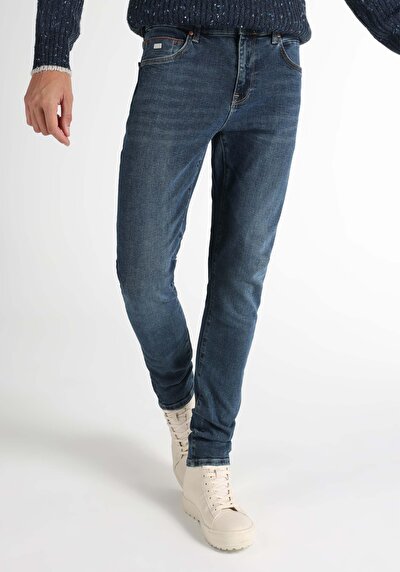 صورة من سليم خصر منخفض ضيق الساق الجينز الداكن للرجال