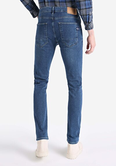 صورة من مستقيم خصر منخفض مستقيم الساق الجينز النيلي للرجال