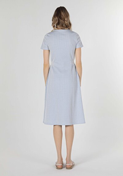 صورة من أزرق للنساء فستان