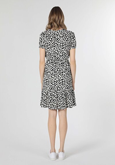 صورة من أبيض للنساء فستان