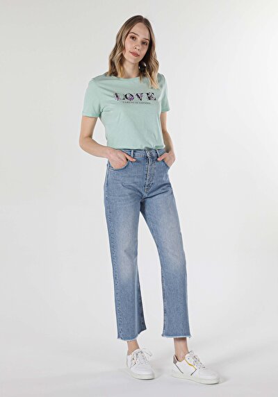 صورة من أزرق للنساء بناطيل