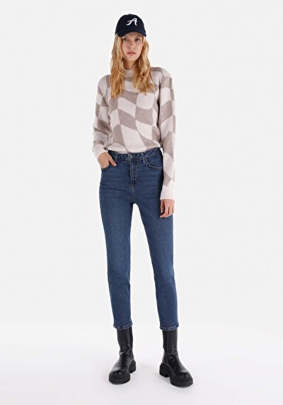 صورة من نحيف   الخصر نحيف الساق نسائي نيلي جينز