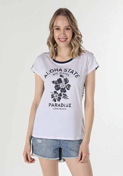 اعرض التفاصيل لـ أبيض للنساء تي شيرت بأكمام قصيرة