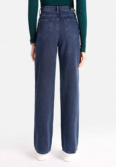 صورة من خصر عالي ساق واسعة جينز نسائي جينز