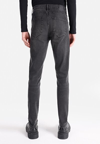 صورة من سليم  خصر منخفض ساق ضيقة جينز أسود للرجال