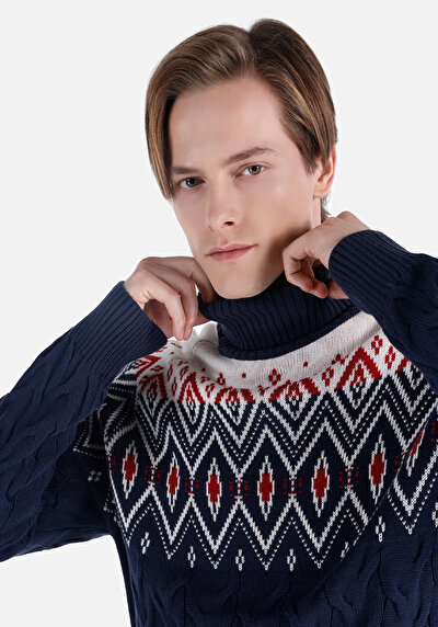 اعرض التفاصيل لـ   رقبة السلحفاة جاكار رجالي كنزة زرقاء داكنة