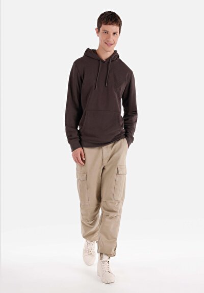 صورة من بيج للرجال بناطيل