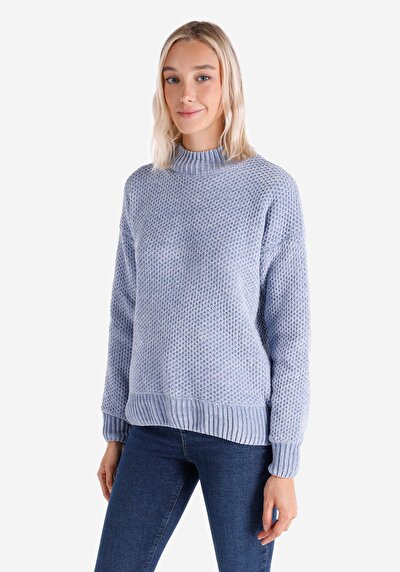 صورة من  عادي رقبة مستديرة مستقيم نسائي بلو سترة