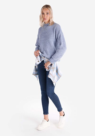 صورة من عادي رقبة مستديرة مستقيم نسائي بلو سترة