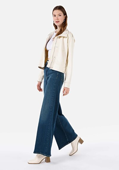 صورة من خصر عالي الساق سوبر عريض الجينز النسائي النيلي