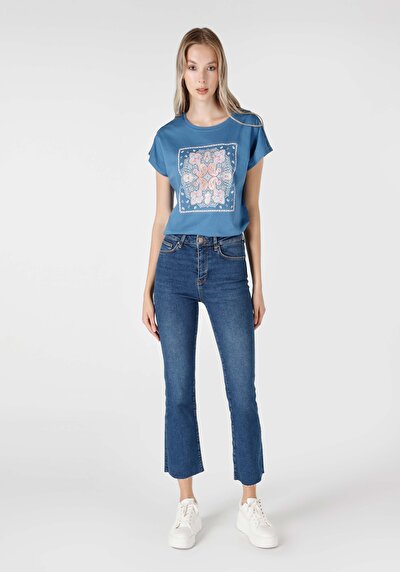 صورة من عادي مناسب ارتفاع الخصر قصير الساق الإسبانية الجينز النسائي