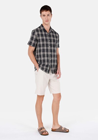 صورة من قميص عادي رقبة منقوشة رجالي أسود قصيرة الأكمام قميص