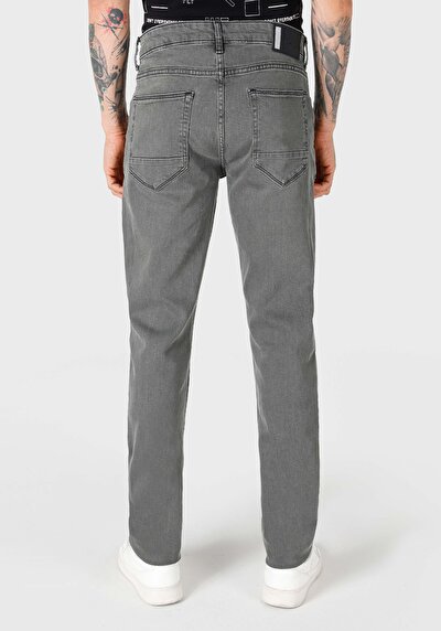 صورة من مستقيم خصر منخفض ساق مستقيمة جينز رجالي رمادي