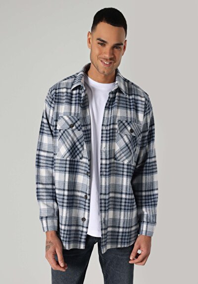 صورة من قميص مريح رقبة منقوشة رجالي أزرق كم طويل قميص