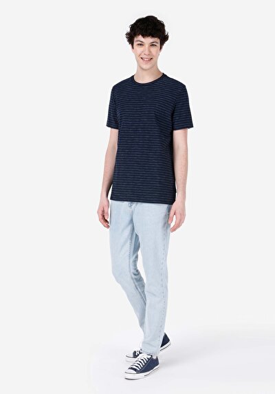 اعرض التفاصيل لـ   رقبة مستديرة مخطط رجالي أزرق كحلي كم قصير تي شيرت