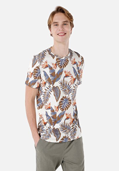 صورة من   رقبة مستديرة مطبوعة رجالي بيج كم قصير تي شيرت