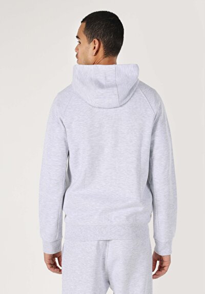 صورة من رمادي للرجال جاكيت سترة