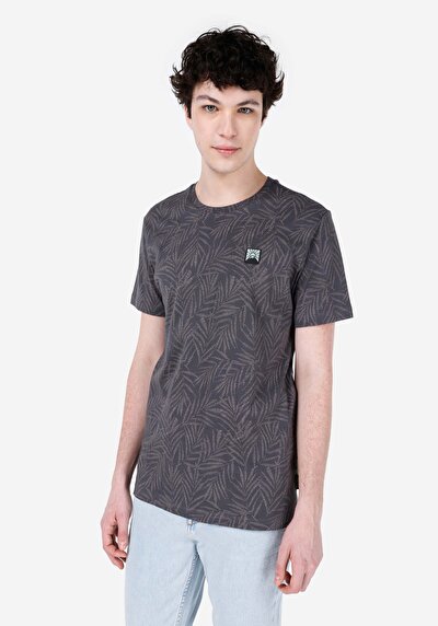 صورة من طوق دائري مطبوع رجالي أنثراسايت قصيرة الأكمام تي شيرت