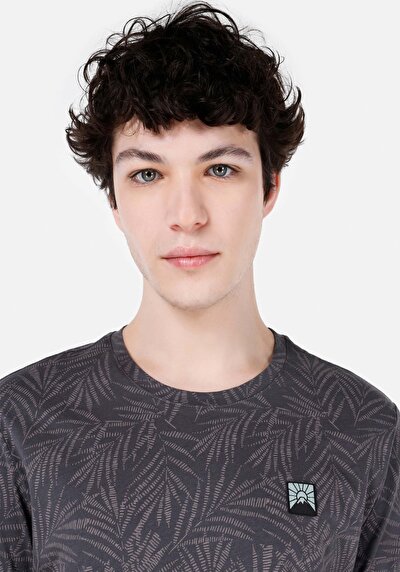 اعرض التفاصيل لـ   طوق دائري مطبوع رجالي أنثراسايت قصيرة الأكمام تي شيرت