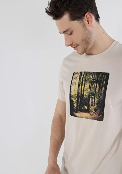 اعرض التفاصيل لـ   رقبة مستديرة مطبوعة رجالي بيج كم قصير تي شيرت