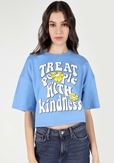 اعرض التفاصيل لـ أزرق للنساء تي شيرت بأكمام قصيرة