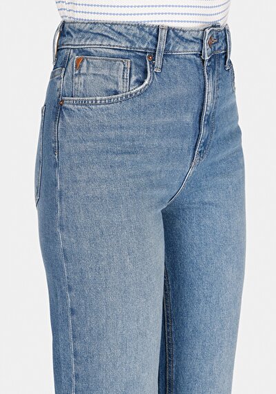 اعرض التفاصيل لـ أزرق للنساء بناطيل