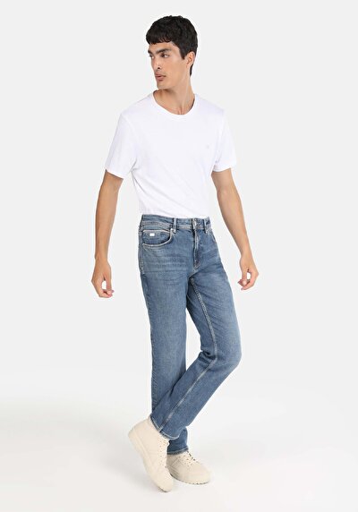 اعرض التفاصيل لـ أزرق للرجال بناطيل