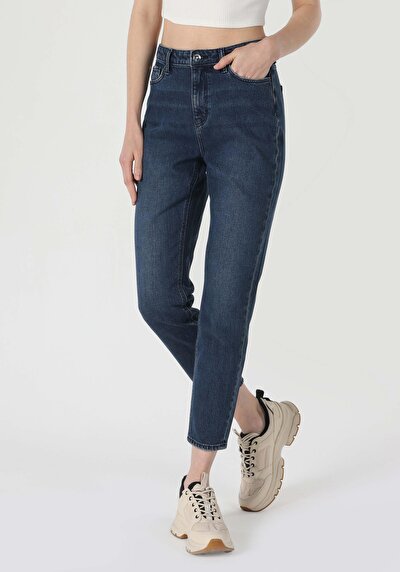 اعرض التفاصيل لـ أزرق داكن للنساء بناطيل