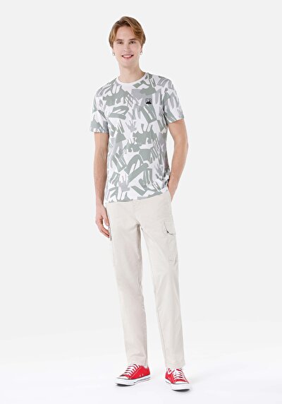 صورة من عادي الخصر مستقيم الساق رجالي بيج