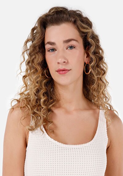 صورة من بيج فاتح للنساء فستان