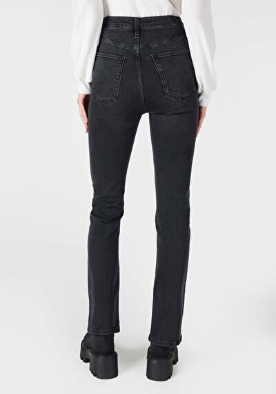 صورة من Flare Fit خصر عالي الساق الإسبانية نسائي جينز أسود