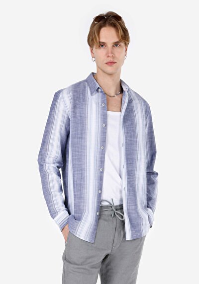 صورة من قميص عادي رقبة مخطط رجالي أزرق كحلي كم طويل قميص