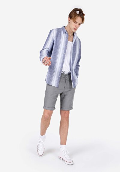 صورة من قميص عادي رقبة مخطط رجالي أزرق كحلي كم طويل قميص