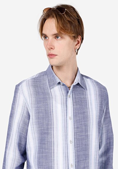 صورة من قميص عادي رقبة مخطط رجالي أزرق كحلي كم طويل قميص