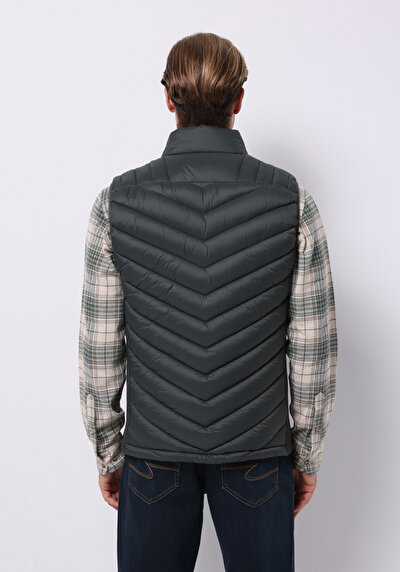 صورة من أخضر للرجال صدرية