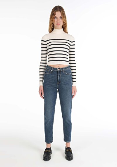 صورة من موم فيت جينز نيلي نسائي